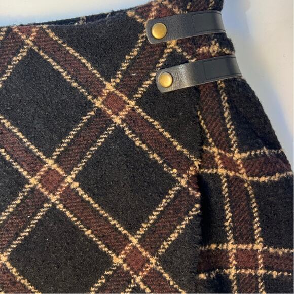 Urban Outfitters Black Brown Plaid Wool Wrap Mini Skirt Size M0 - Picture 3 of 6